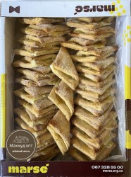 Кутник ананас